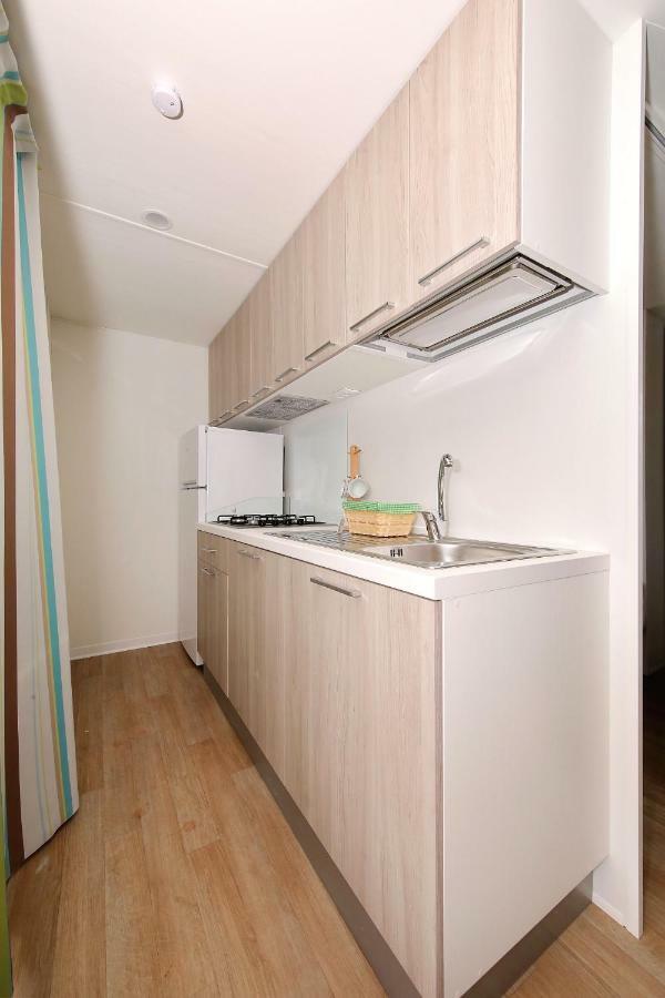 Mobile Homes Kamp Maslina, Биоград-на-Мору Экстерьер фото