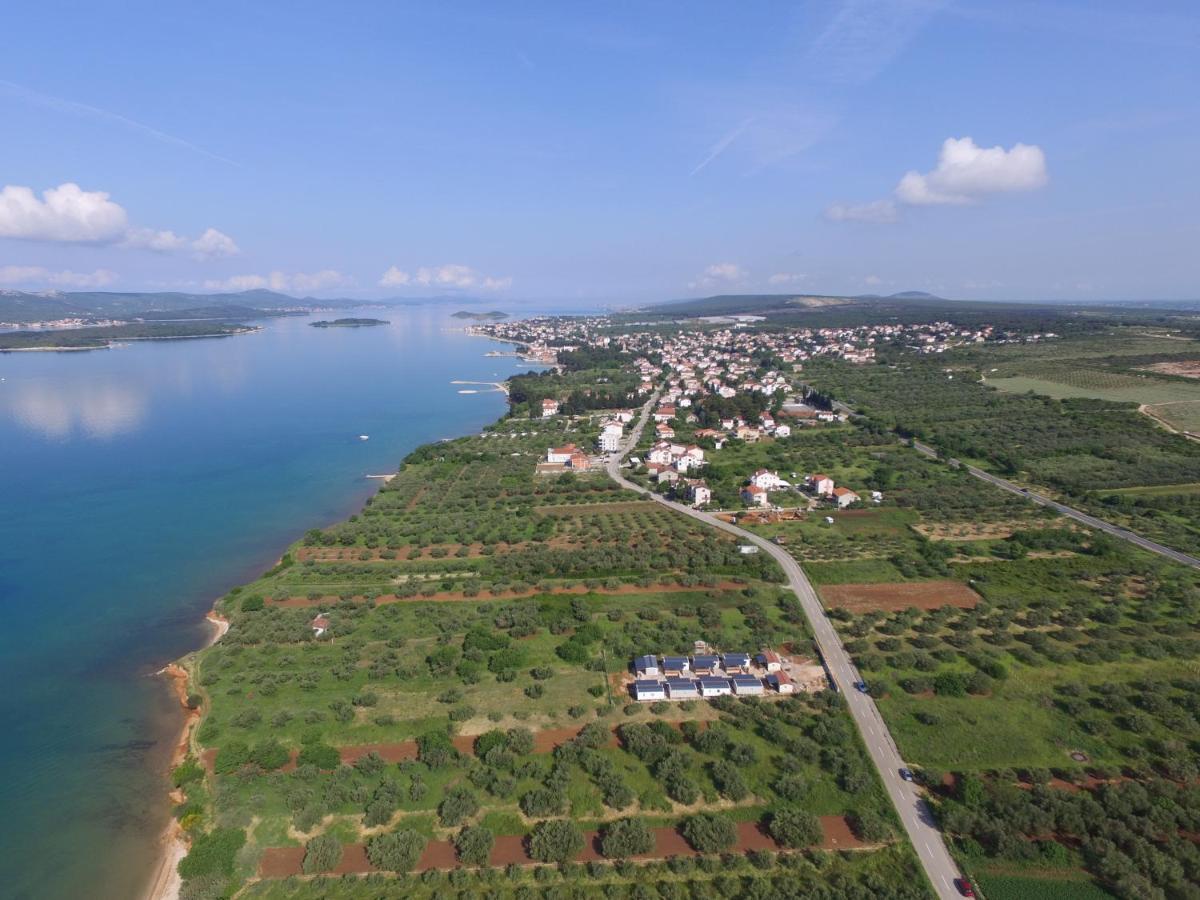 Mobile Homes Kamp Maslina, Биоград-на-Мору Экстерьер фото